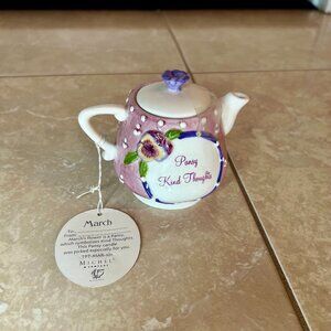 Teapot of the Month Candle (March)